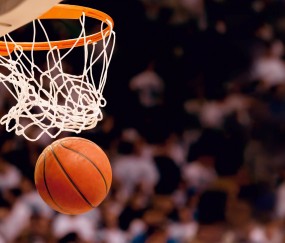 开云体育中国官网-红魔鏖战桑巴军团，巴斯托尼一柱擎天定乾坤