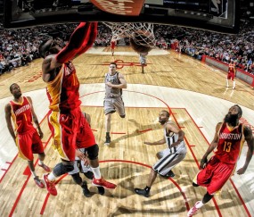 开云在线直播-一瞬千秋，阿劳霍的制胜一击，定义了年度焦点的唯一夜晚