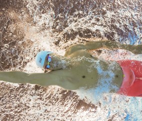 开云体育登录-绿茵场外的引擎博弈，内马尔F1首秀与伊朗-沙特的地缘节奏掌控