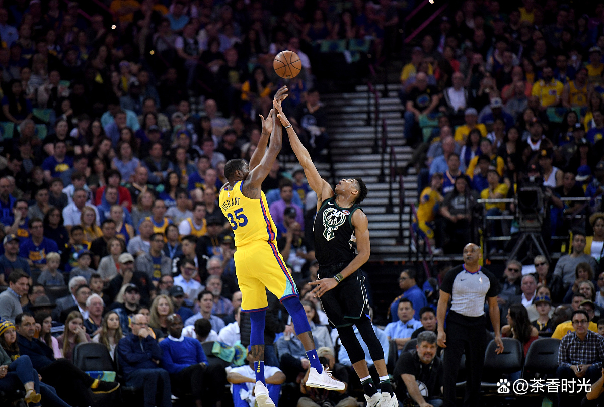 传奇复出！库里助勇士队晋级西部半决赛