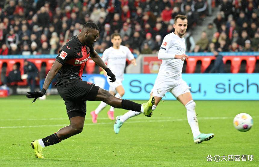 弗赖堡火力全开，成为德甲黑马