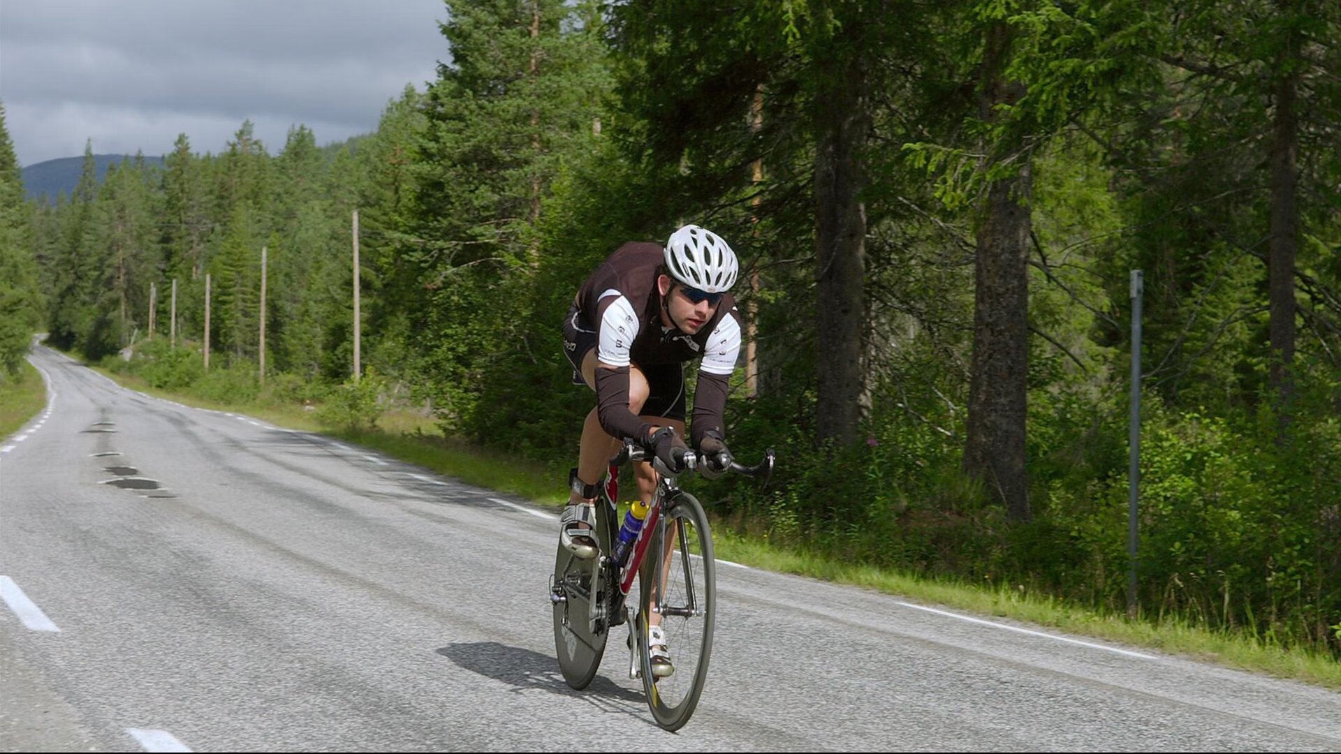 西决生死战焦点战，洪都拉斯一波带走哥伦比亚的战术革命