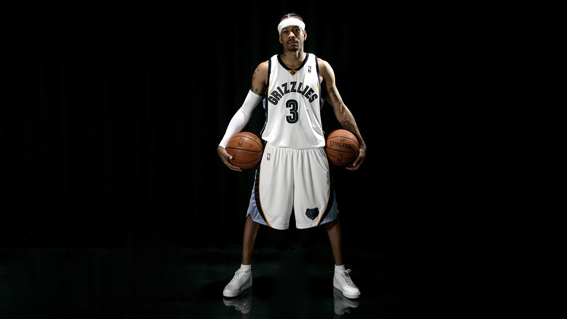 一夜双城记，当湖人单节风暴席卷纽约，霍勒迪在欧洲书写王者时刻